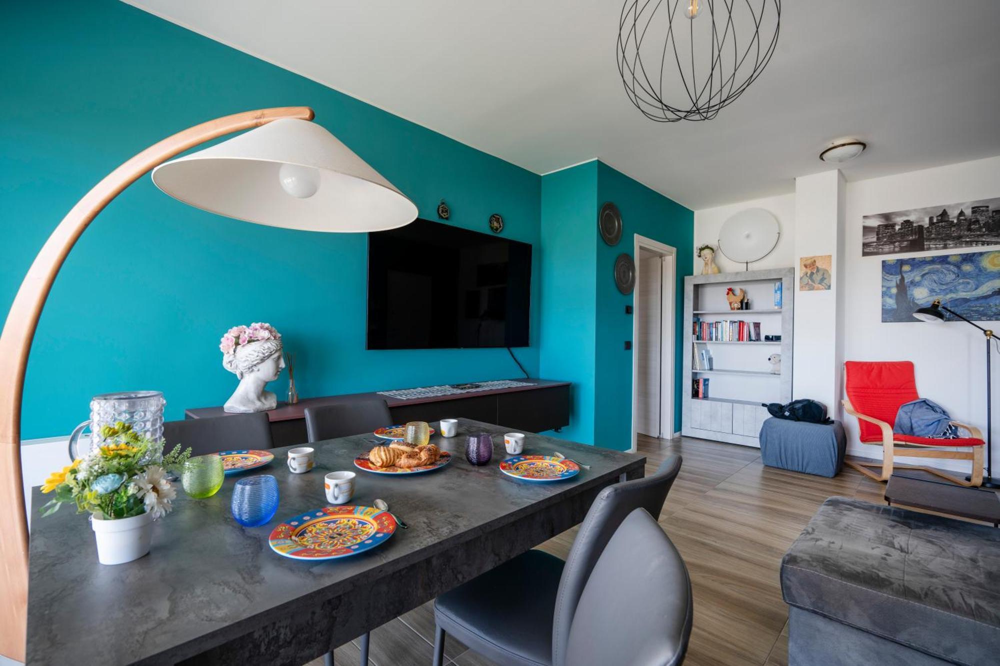Kind Park - Sleek Apartment With Terrace & Parking Бари Экстерьер фото